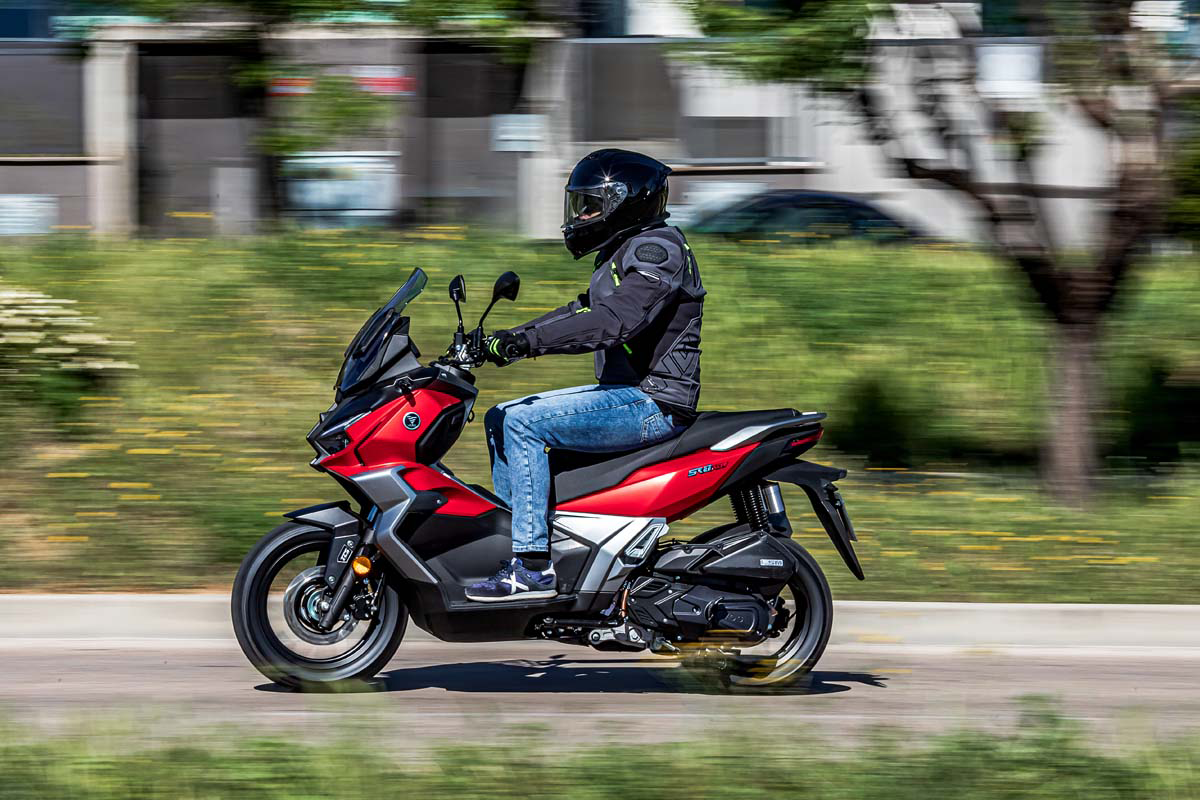 IMG_0004_Voge-SR1-ADV-galeria-7