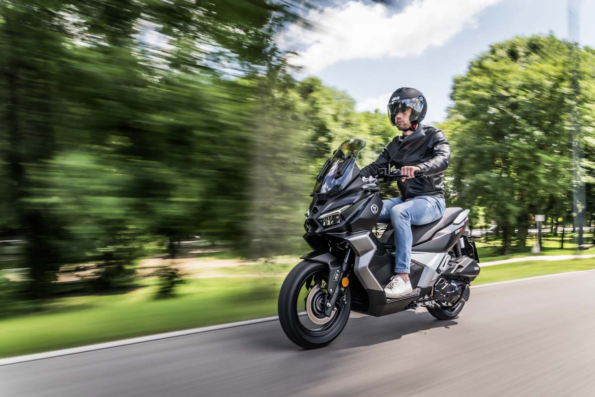 IMG_0006_Voge-SR1-ADV-galeria-5